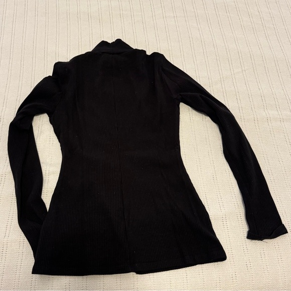Reformation Ribbed Black Turtleneck Top - size M - Picture 5 of 5